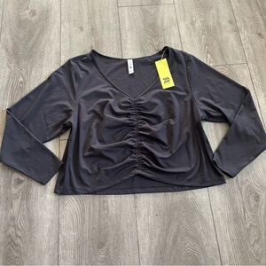 All in motion Women's Black Ruched Top